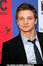 Picture of JEREMY RENNER
