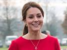 KATE MIDDLETON Gets Emotional, Kelly Clarksons New Christmas.