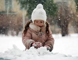 ***صور اطفال رائعة في الشتاء*** Images?q=tbn:ANd9GcQqhKjZplKQpKpeTlHyTKApyR4ir9YJwhqMEZmlAbnRXbHcInuY-mpMAT0Lxw