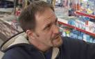 The moment paraplegic shopper tackled thug who was threatening ...