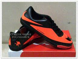 Sepatu Futsal Hypervenom Orange | Toko Sepatu Online | Toko Sepatu ...