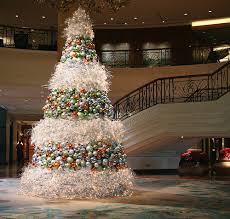 مجموعة صور لأجمل ـشجرة عيد الميلاد Images?q=tbn:ANd9GcQvuIj1an-k-HCxCEkxITmRtCcqshB-3Zr8P261doYwzCMgNGbXqw