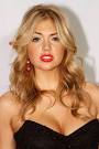 Sports Illustrated swimsuit model Kate Upton arrives at SI Swimsuit On ... - Kate Upton Makeup Red Lipstick 5vThQRUoTYNl
