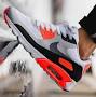 search images/Zapatos/Mujer-Hombres-Nike-Air-Max-90-Ultra-Essential-Negro-Gris-Sneaker-OtonoInvierno-2018.jpg from www.pinterest.com