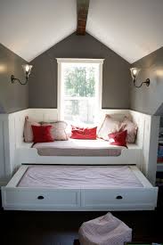 32 Attic Bedroom Design Ideas