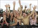 BBC NEWS | In Pictures | In pictures: V FESTIVAL Sunday