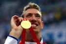 Alain Bernard Alain Bernard of France poses with the gold medal during the ... - Olympics Day 6 Swimming 38mxGcKQPQzl