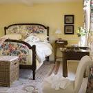 Feminine and Floral Decorative Bedroom Interior Design Ideas ...