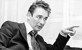 Brian Clough in 1973, shortly before taking up his controversial stint at Leeds - article-1160394-03CA833E000005DC-496_468x286