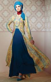 10 Model Baju Pesta Muslim Pilihan untuk Wanita Modern