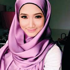 Bridesmaid hijab on Pinterest | Hijabs, Hijab Pins and Purple Maxi