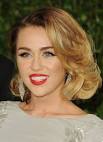 Photo : Miley Cyrus Sweet Feet - miley-cyrus-vanity-fair-oscar-party-vettri-net-1509086884
