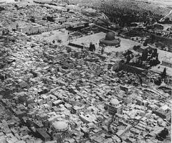 صور قديمة لمدينة القدس الشريف Images?q=tbn:ANd9GcReA1o6u0Gl-B7CWL__4S30fdOANWwGZuOgoIV-MuAYRMYKHk52