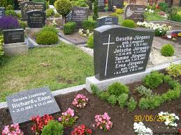 Grab von Richard Jürgens (21.12.1982-25.12.1982), Friedhof ...