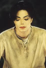 Videografia Michael Jackson Images?q=tbn:ANd9GcRosbTZIG2_iguuNVKO_Q0V5Xqp3UWozIBnRg3Aqgc_vg33VhhygxA5s8Ky