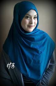Jilbab Mencegah Kanker Kulit | pipitstmik