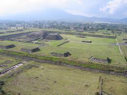 FAMSI © 2008 Julie Gazzola - Proyecto de Investigación y Conservación del Templo de La Serpiente Emplumada, Teotihuacán - fig3