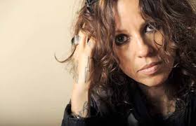  Download CD   Linda Perry   The Best Of