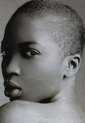 Mannequin, femme d&#39;affaires et fille du monde, Fatou Kiné Ndiaye est une hal pulaar qui a réalisé son rêve américain, mais a loupé son mariage avec Bouba ... - ler
