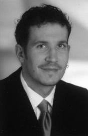 Mein Name ist <b>Andreas Geser</b>, ich bin seit 1990 in der IT tätig und habe seit <b>...</b> - cw-passfoto-sw