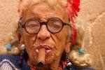 File:Cigar smoking woman in Cuba.jpg - Wikimedia Commons