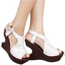 Toko Online Fashion Wanita - Jual Beli Sepatu Rezzy Putih http ...