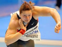 Valencia - Kugelstoßerin Christina Schwanitz hat die Qualifikation bei den Hallen-Weltmeisterschaften der Leichtathleten in Valencia souverän gemeistert. - 626683015-schwanitz_ab_475px-j09