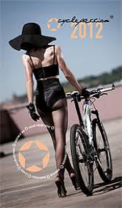 Le nouveau calendrier Cyclepassion 2012 est sorti. Images?q=tbn:ANd9GcSYvgzmAANrp8z4WNlt1wYoUQHDpyUeBMfHend6QCrKdc3HPThwqQ
