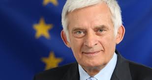Koschyk: „Präsident des Europäischen Parlaments Jerzy Buzek ... - Baek2