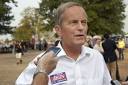 Todd Akin defiant as GOP leaders withdraw support amid calls to ...