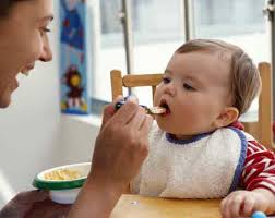   الغذاء المناسب لطفلك فى فترة الرضاعة	 Images?q=tbn:ANd9GcSwa_LituMnGQq-WWU270lEw3eWpbh-bIqy8gDnWr_BCt4C0dsOTQ