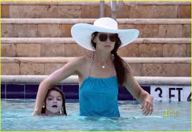 Suri Cruise \u0026amp; Katie Holmes: Pool Party in Miami Beach! | Bikini ... - katie-holmes-suri-cruise-swimsuits-miami-beach-04