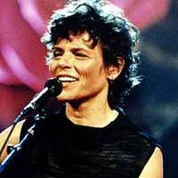 Blog de musicaemprosa : Música em Prosa, As dez maiores cantoras brasileiras no século XX