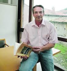 Alfonso Cuesta Arduengo presenta su autobiografía. El Comercio - 413504