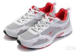 Few common info on The Right Athletic Shoes | OznurFASHION