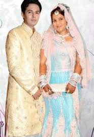 Sweet Engagement Moments of Real Couples - Yasmin Shaikh - pg-2012720514173651456000-yasmin-shaikhh