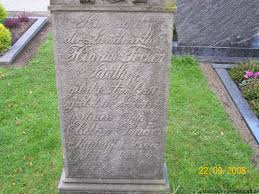 Grabstein von Hinrich Focken Saathoff (01.04.1810-11.11.1884), Friedhof. Häufige Nachnamen auf diesem Friedhof: