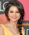 braided Selena Gomez
