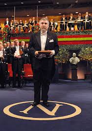 Paul Krugman after receiving his Prize at the Stockholm Concert Hall, 10 December 2008. Copyright © The Nobel Foundation 2008. Photo: Hans Mehlin - krugman_award2_photo