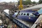More than 60 killed in India train crash - World news - South and ...