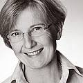 Ursula Gast, PD Dr. med., Fachärztin für Psychosomatische Medizin und Psychotherapie. Von 2004 bis 2009 Chefärztin der Klinik für psychotherapeutische und ...