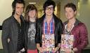 Exclusive Q&A with HOT CHELLE RAE! - J-14 Magazine