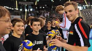 Auch Patrick Steuerwald zieht es nach Perugia :: volleyball.