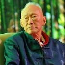 Modern Singapores founding father Lee Kuan Yew dies at 91.