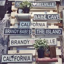 Brandy Melville signs in Oslo, Norway shop. | Pics for room ...