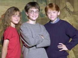 Harry Potter Fans Club Images?q=tbn:ANd9GcTf9KSP_wtg0Zda2K3pESjzuHmllmrqD76TNkRlJ5Gw1OEWrruOqA