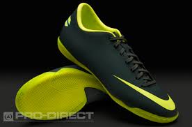 Sepatu Futsal Nike Terbaru Agustus 2012 - Chexosnews