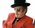 Dan Hicks is an American singer-songwriter working at the intersection of ... - dan_hicks