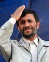 Diese Geste gilt im Iran als Ausdruck von Respekt. Mahmud Ahmadinedschad ... - Mahmud-Ahmadinedschad