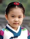 She played as Kim Ah Kang who was Seung Yoo's niece. - moet